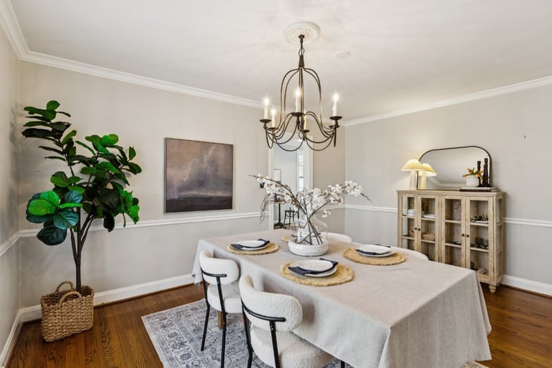 690 Clearview Dr, Nashville, TN 37205