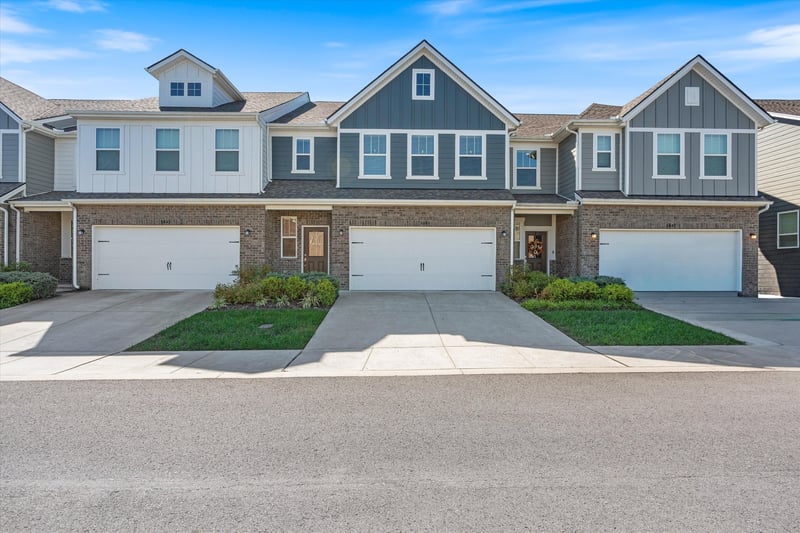 5045 Percival Dr, Gallatin, TN 37066