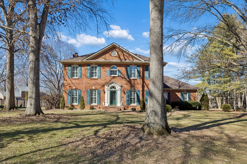 2128 Shannon Dr, Murfreesboro, TN 37129