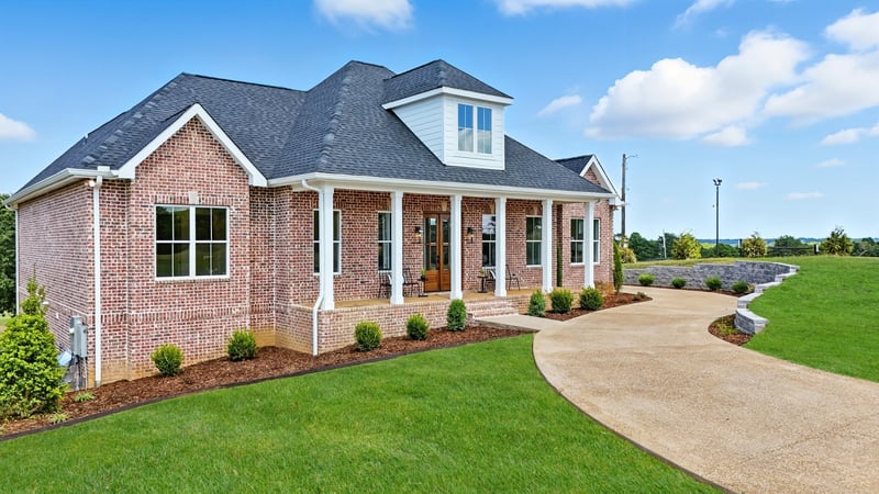 500 Country Club Dr, Dickson, TN 37055