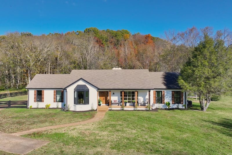 8200 Linton Ln, Nashville, TN 37221