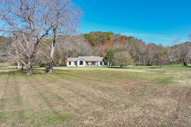 8200 Linton Ln, Nashville, TN 37221