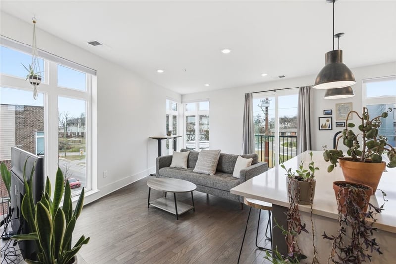 1509 Porter Rd #301, Nashville, TN 37206