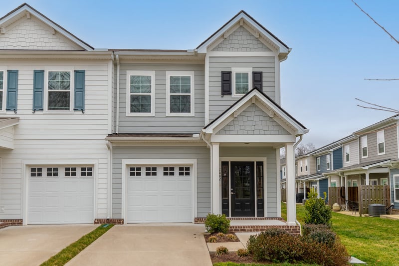 1002 Sweetleaf Dr, Franklin, TN 37064