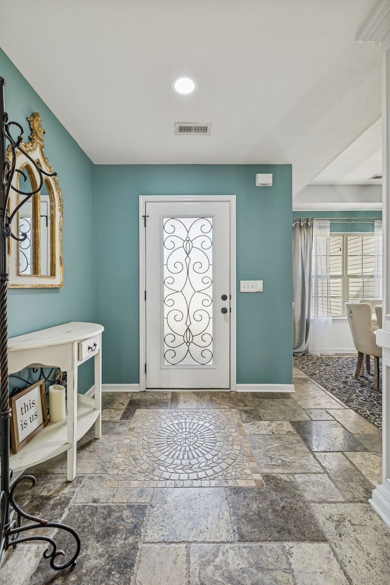 1317 Round Rock Dr, Murfreesboro, TN 37128