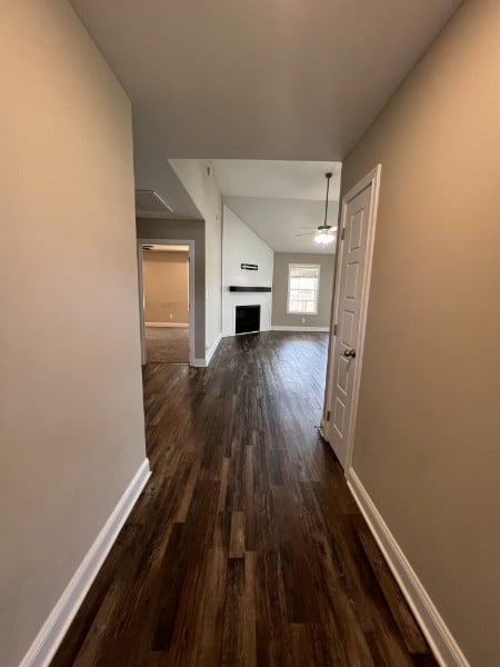 1101 Whitney Dr, Clarksville, TN 37042