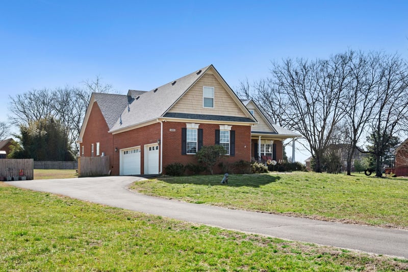 3493 Petty Ln, Columbia, TN 38401