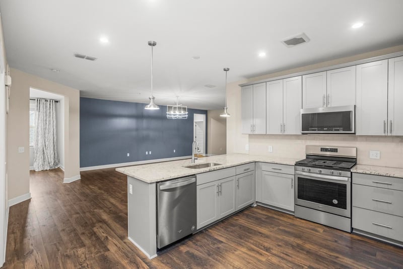 141 Saundersville Rd #1402, Hendersonville, TN 37075