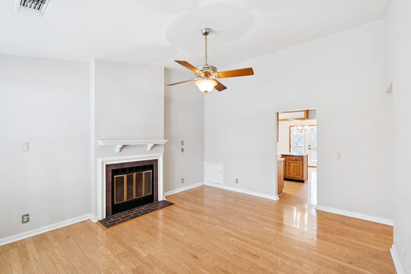 125 Cumberland Trce, Nashville, TN 37214