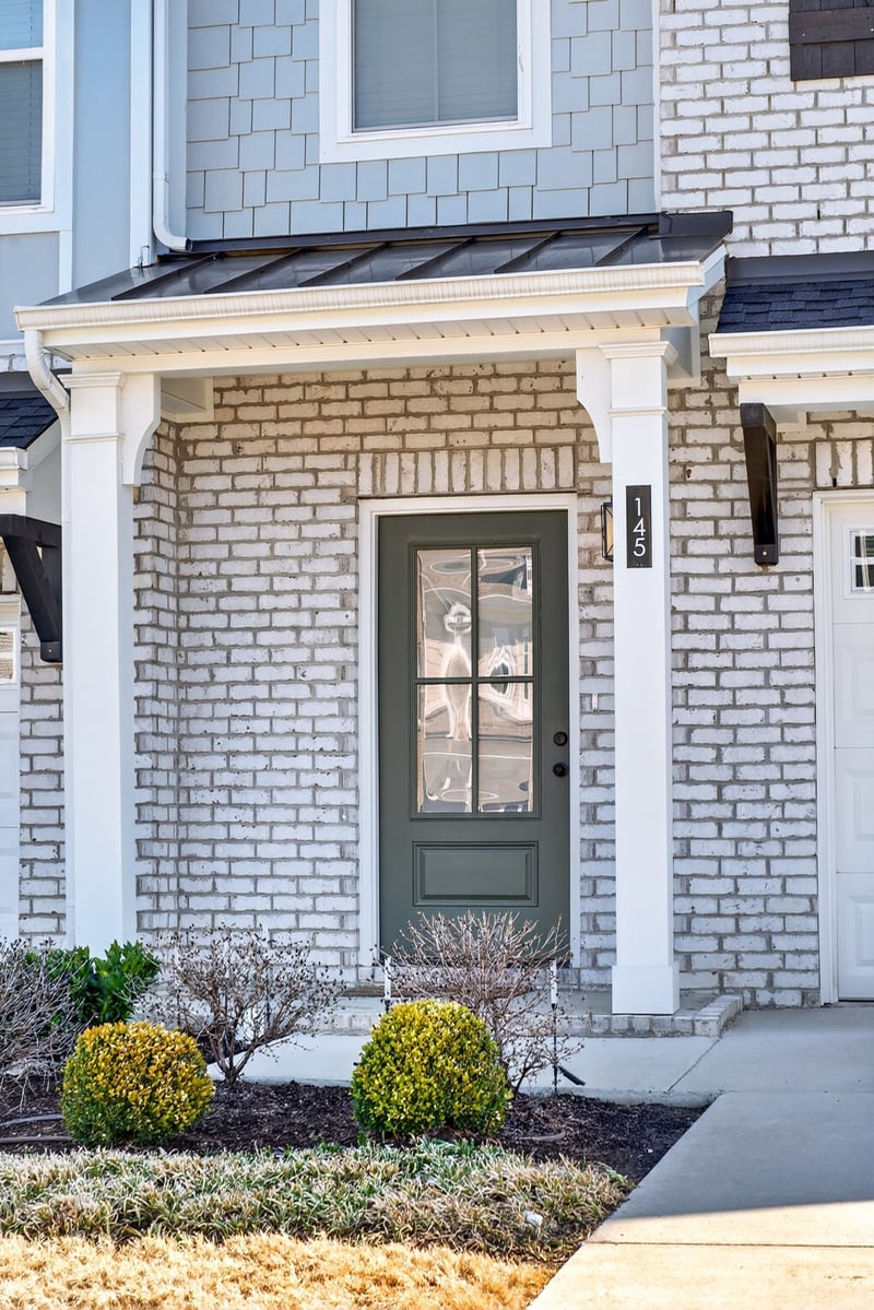 145 Dameron Dr, Hendersonville, TN 37075