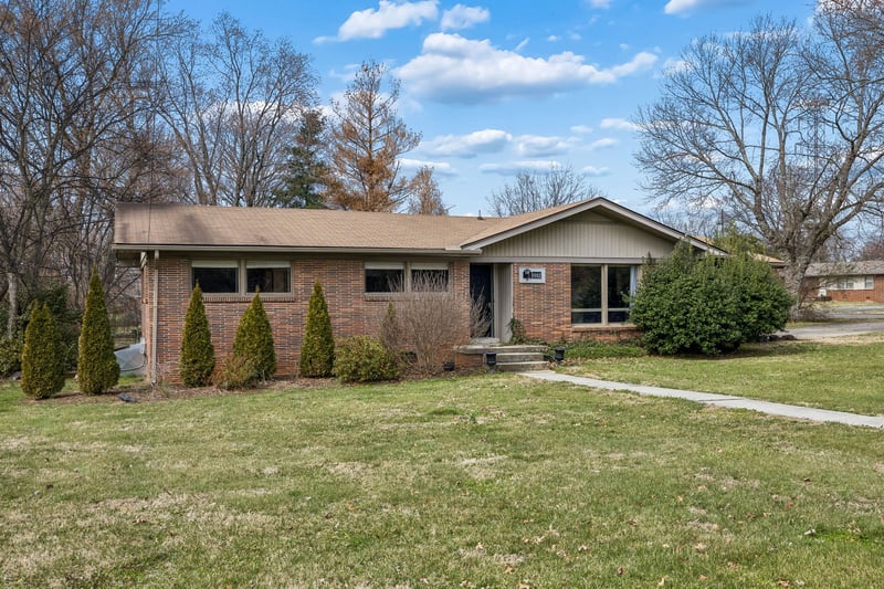 1002 Walton Dr, Murfreesboro, TN 37130