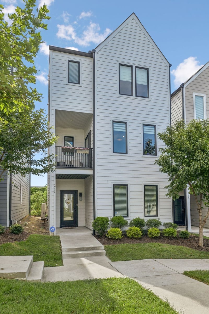 231 Sterling Point Cir, Nashville, TN 37209