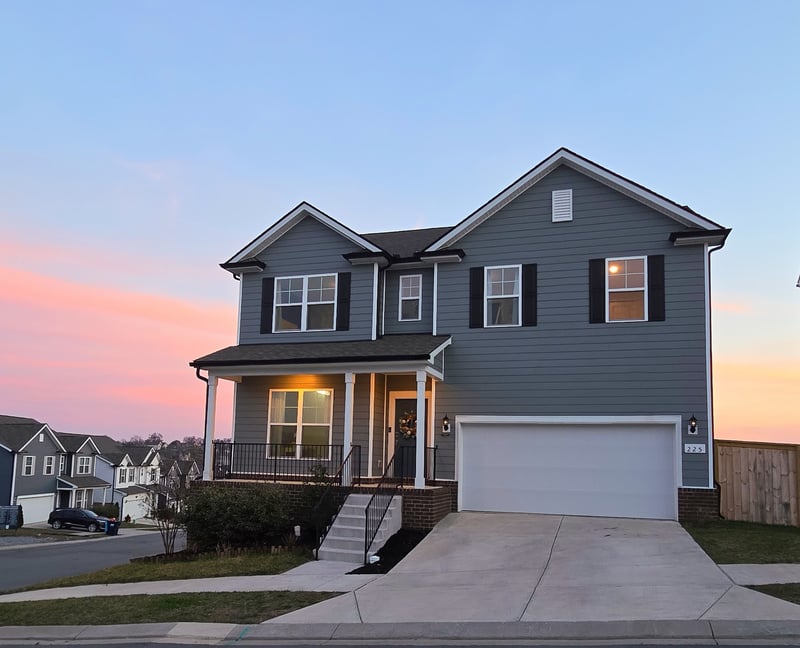 225 Oasis Dr, La Vergne, TN 37086