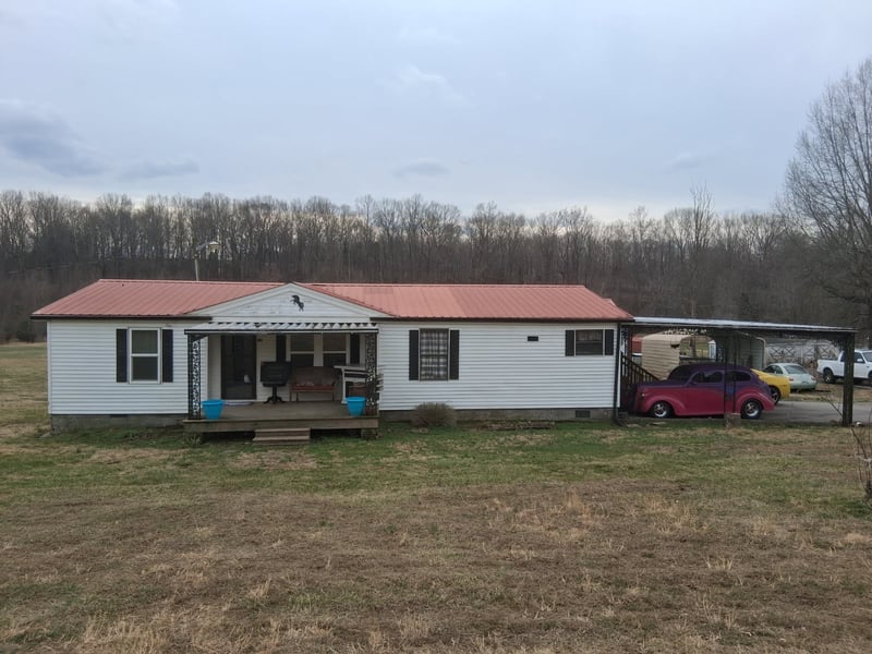 268 Buck Perry Rd, Bethpage, TN 37022