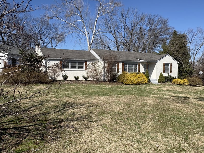 700 Omandale Dr, Nashville, TN 37204