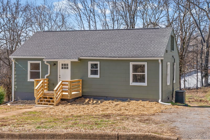 1214 Talley Dr, Clarksville, TN 37040