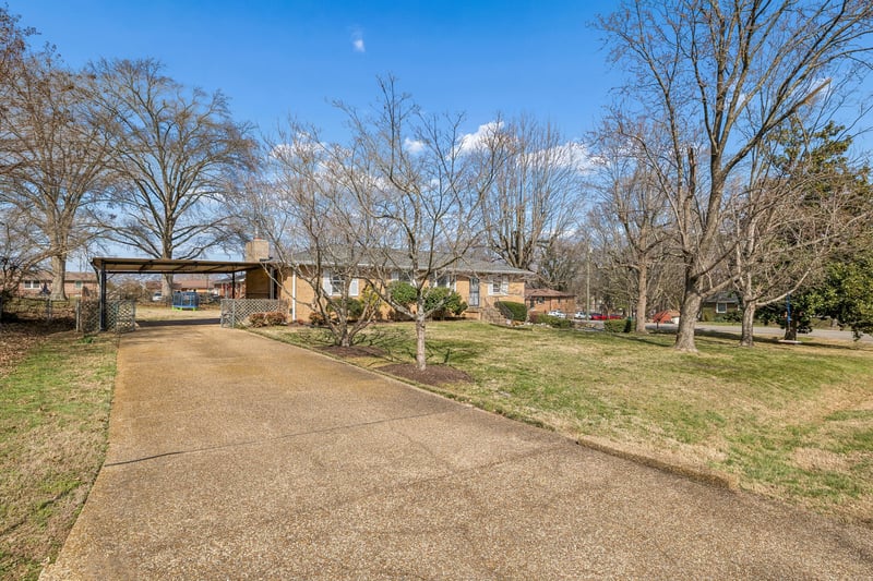 4917 Aquatic Rd, Nashville, TN 37211