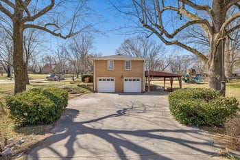 4917 Aquatic Rd, Nashville, TN 37211