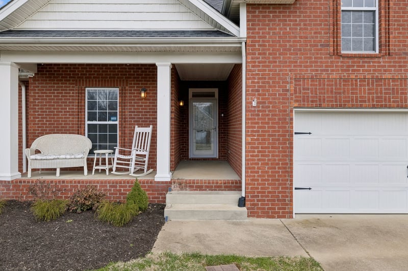 2017 Hollowfield Ln, Greenbrier, TN 37073