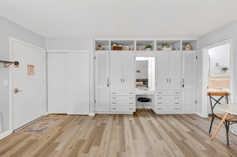 803 Hillview Hts #205, Nashville, TN 37204