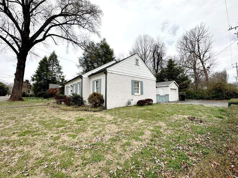 121 Gayle Ln, Murfreesboro, TN 37130