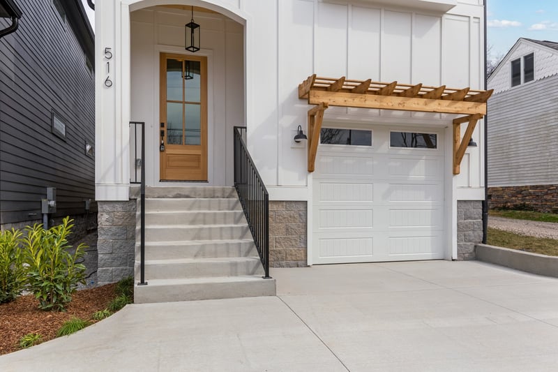 516 E Bend Dr, Nashville, TN 37209