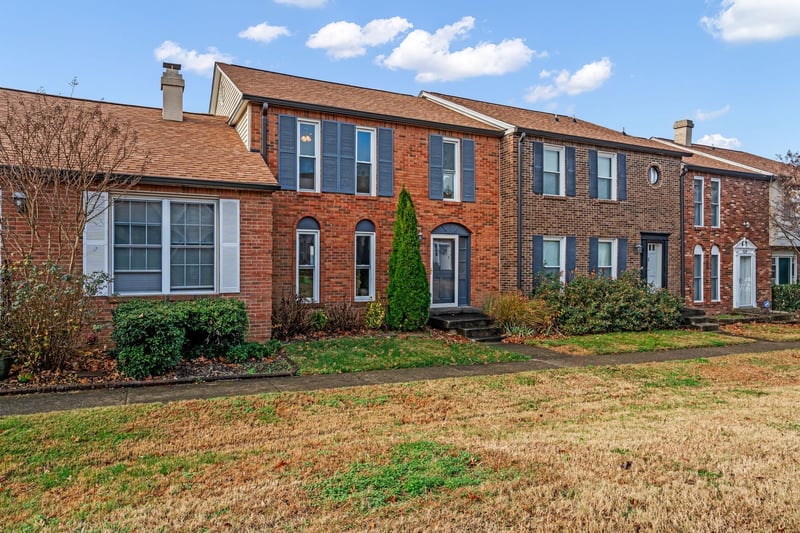 318 Huntington Ridge Dr, Nashville, TN 37211