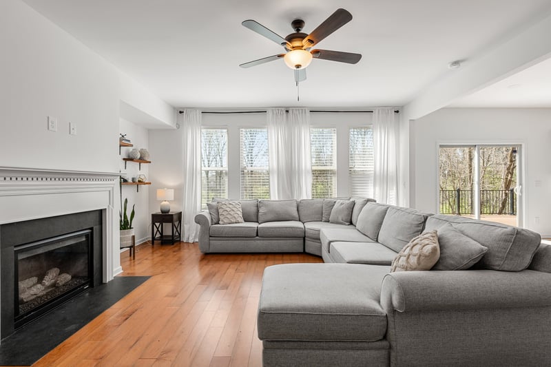 6520 Sunnywood Dr, Nashville, TN 37211