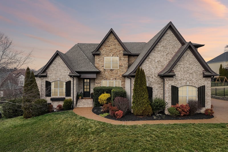 1546 Hunt Club Blvd, Gallatin, TN 37066