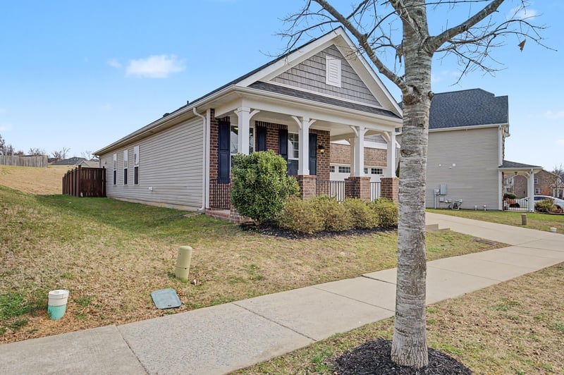 2060 Hickory Brook Dr, Hermitage, TN 37076