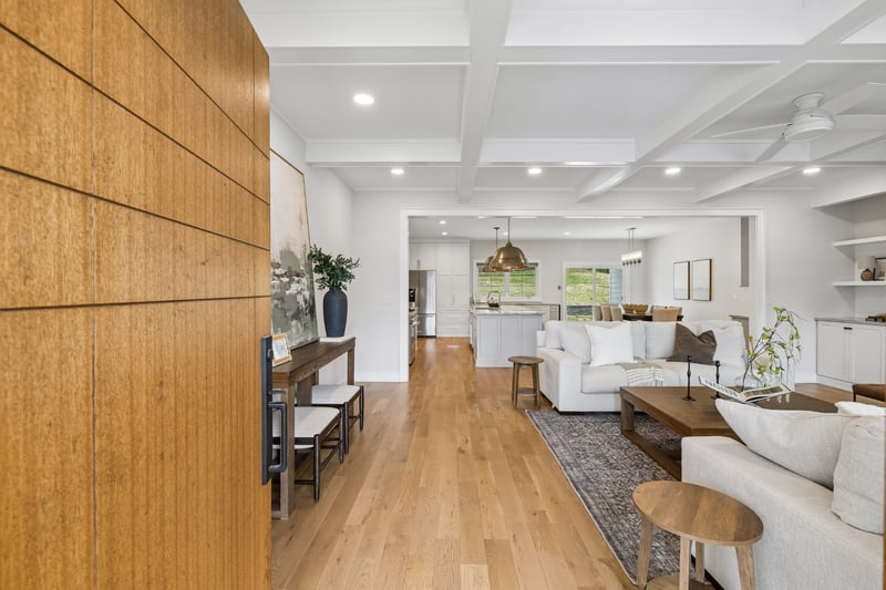 828 Russleo Dr, Nashville, TN 37209