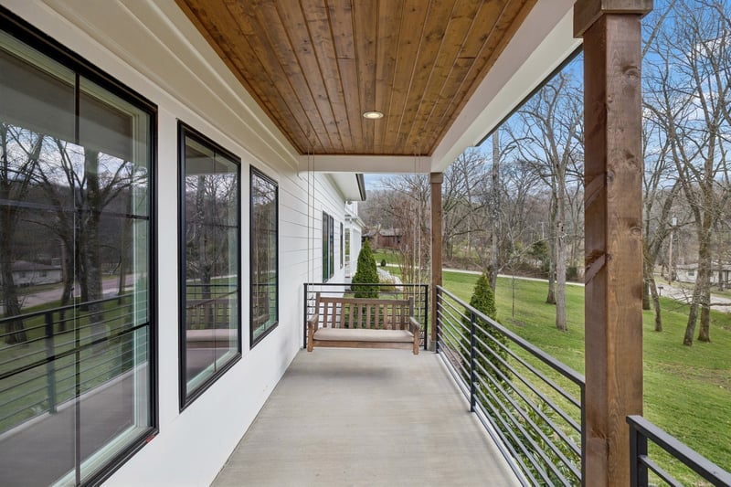 828 Russleo Dr, Nashville, TN 37209