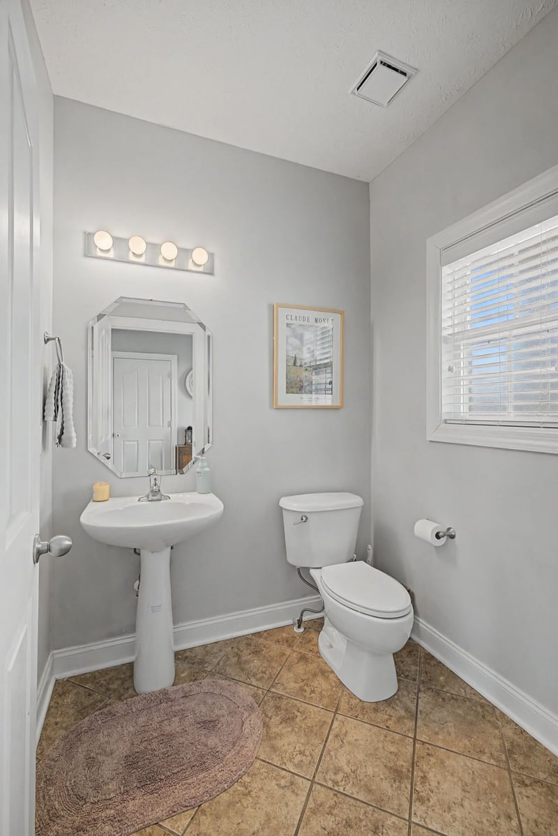 2475 Oak Hill Dr, Murfreesboro, TN 37130