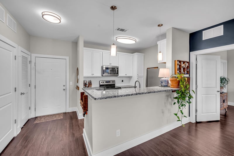 6411 Charlotte Road Cir #307, Nashville, TN 37209