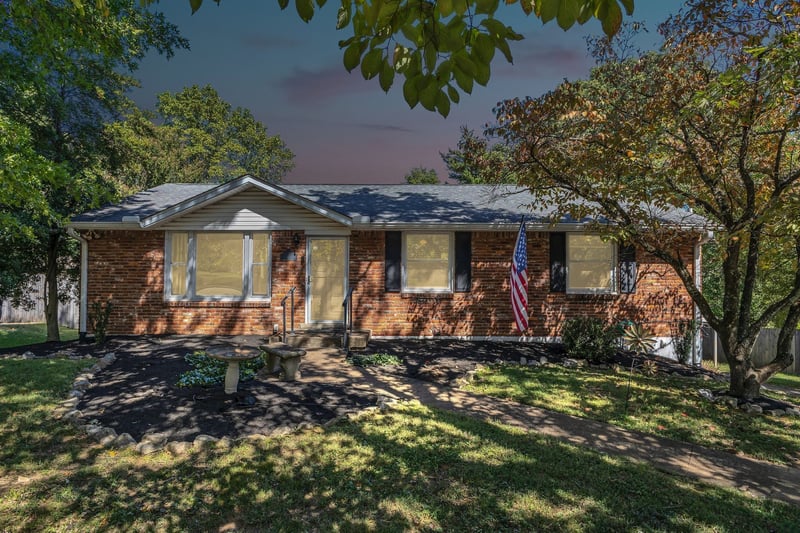 4804 E Longdale Dr, Nashville, TN 37211