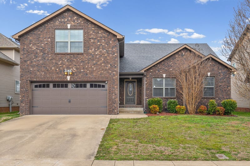 1411 Raven Rd, Clarksville, TN 37042