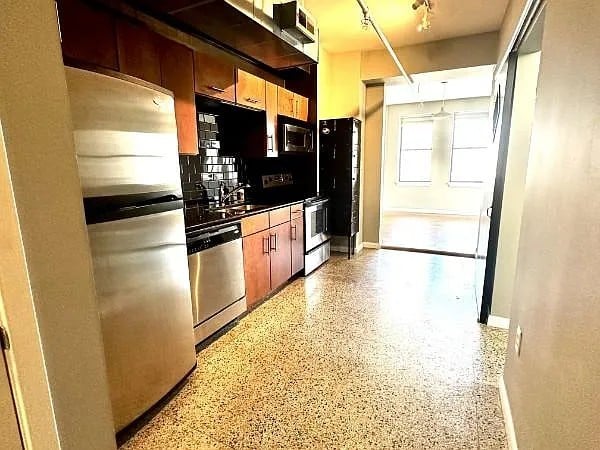 700 Church St #902, Nashville, TN 37203