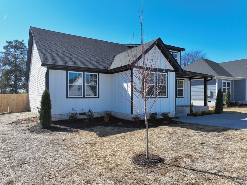 87 Plumlee Dr, Hendersonville, TN 37075