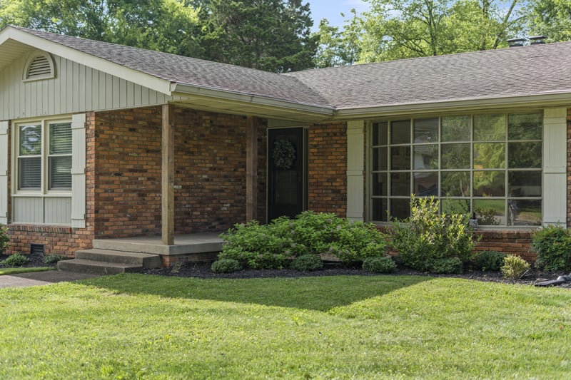 911 Whitehall Rd, Murfreesboro, TN 37130