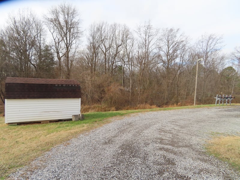 2690 Highway 48 , Clarksville, TN 37040