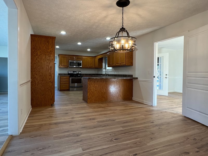 206 Blue Ribbon Pkwy, Shelbyville, TN 37160