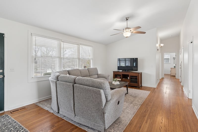 2707 Donna Hill Dr, Nashville, TN 37214