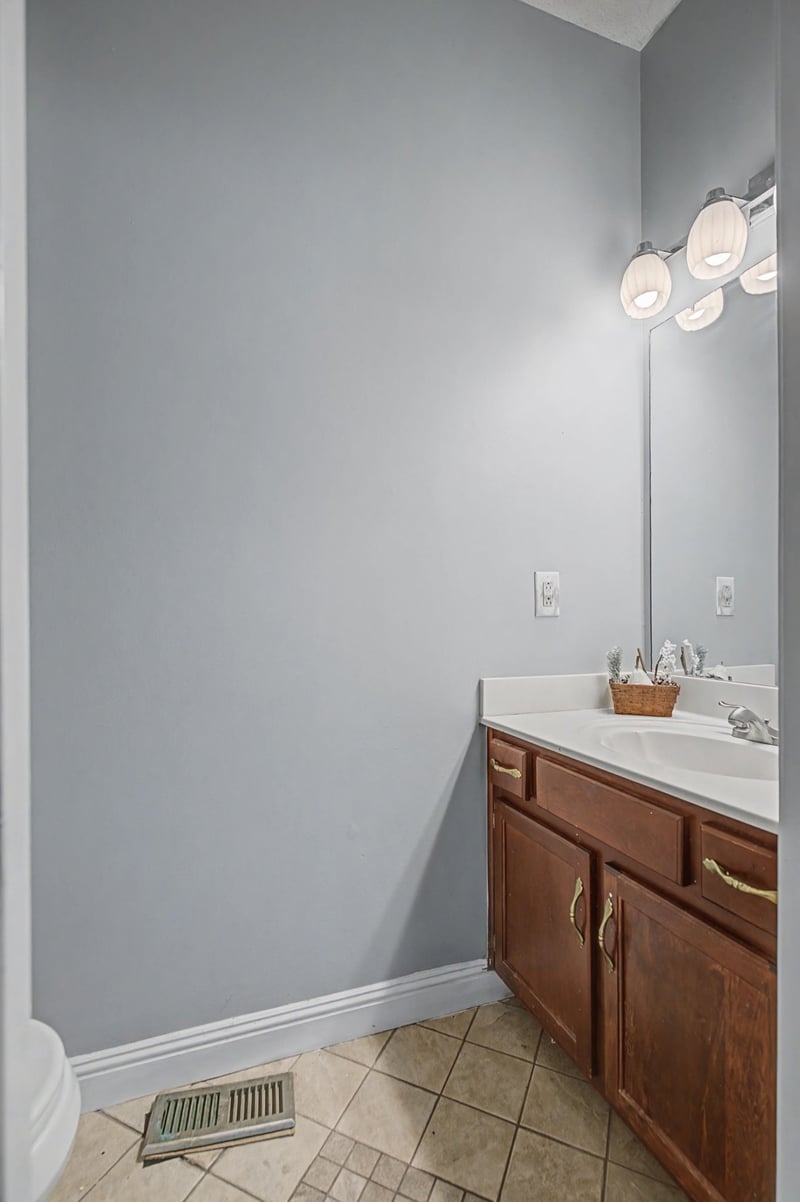 2940 Harbor Lights Dr, Nashville, TN 37217