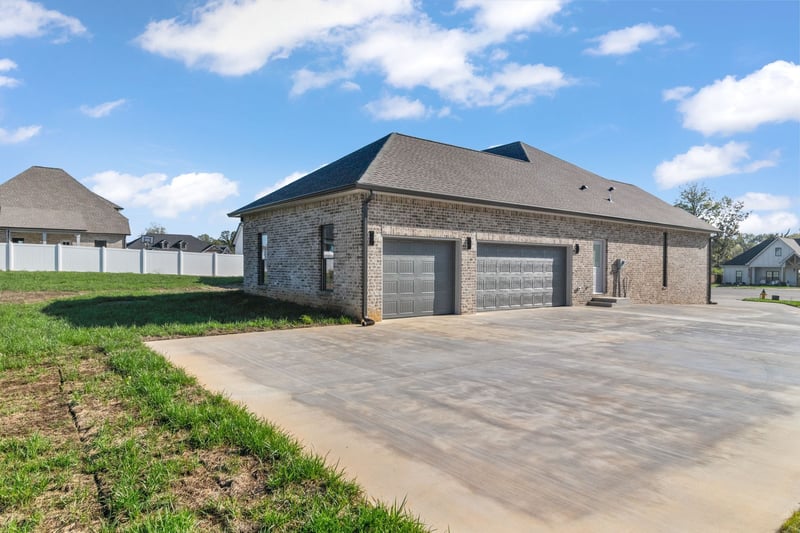 120 Denton Ct, Clarksville, TN 37043