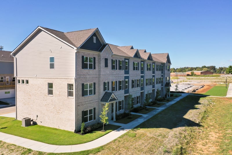 104 Rosebush Ln, Lebanon, TN 37087