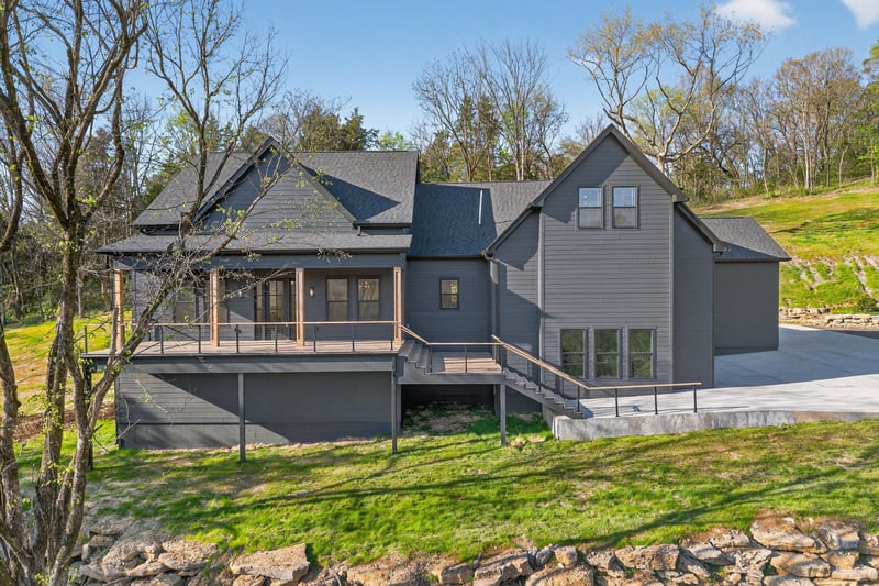 1480 Jacobs Rd, Columbia, TN 38401