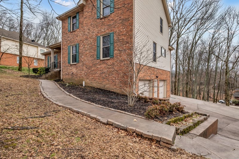 1206 Walden Pl, Mount Juliet, TN 37122