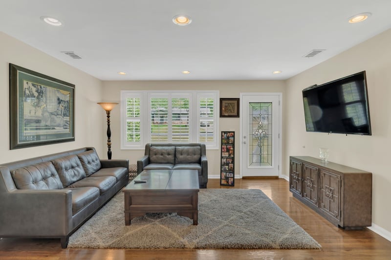 102 Woodyside Dr, Hendersonville, TN 37075