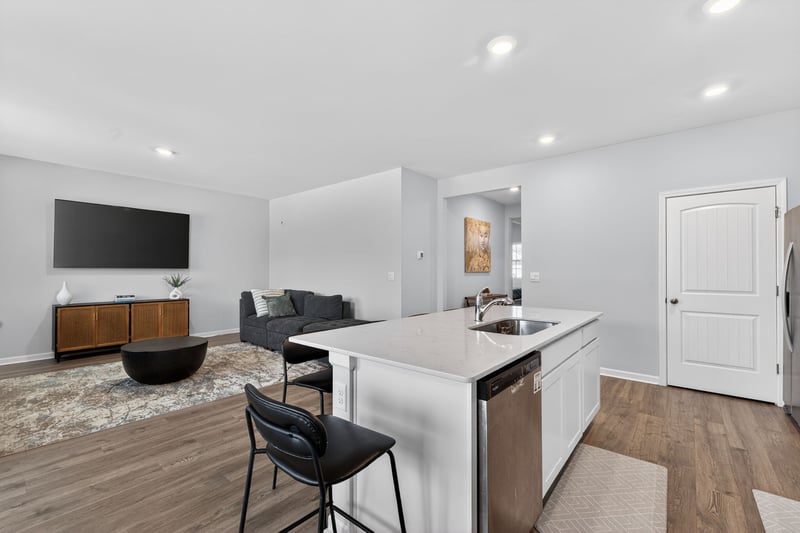 9032 Copenhagen Dr, Murfreesboro, TN 37129