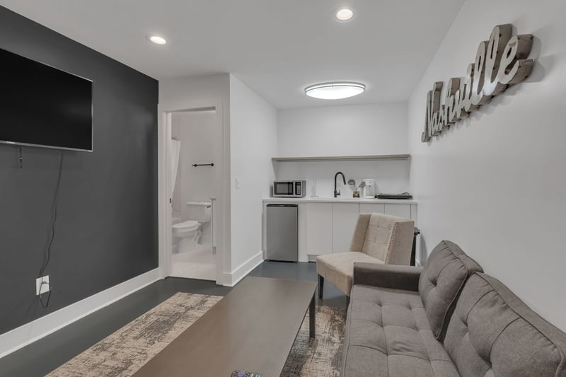 518 Weakley Ave, Nashville, TN 37207